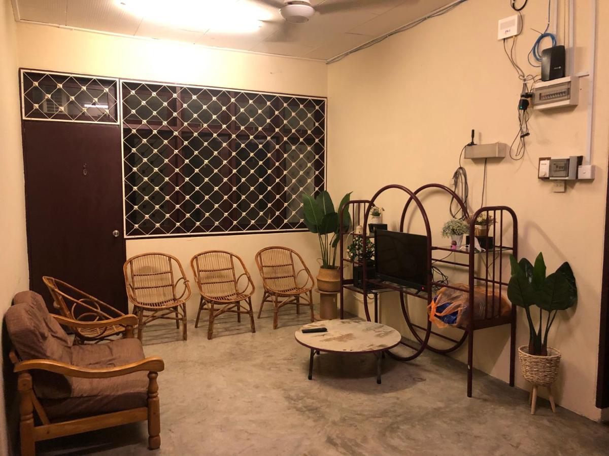 Little Cozy Homestay Kota Bharu Exterior foto